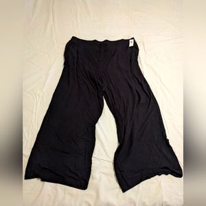 NWT. Old Navy black ribbed sleep/lounge pants - extra stretchy & XL